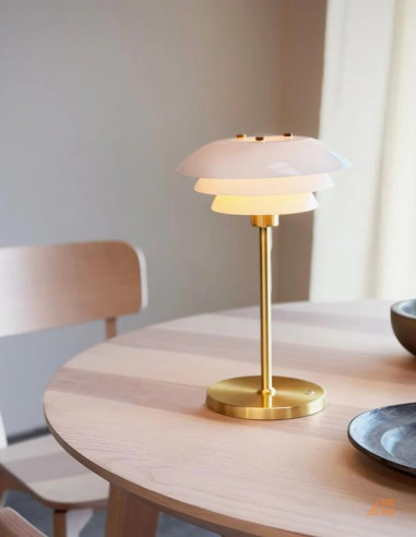 DL 20 BORDLAMPE