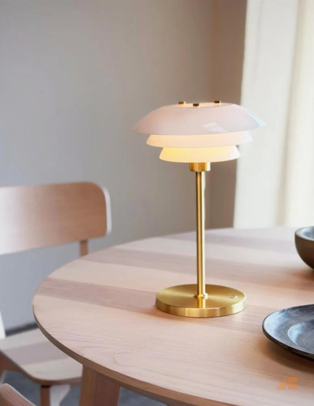 DL 20 BORDLAMPE